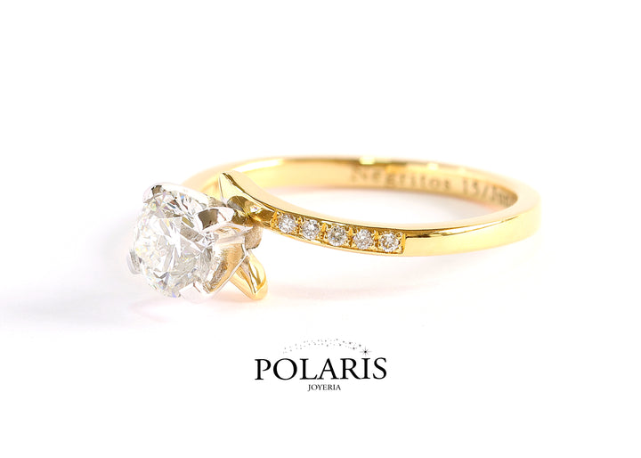 Anillo Whisper of Love