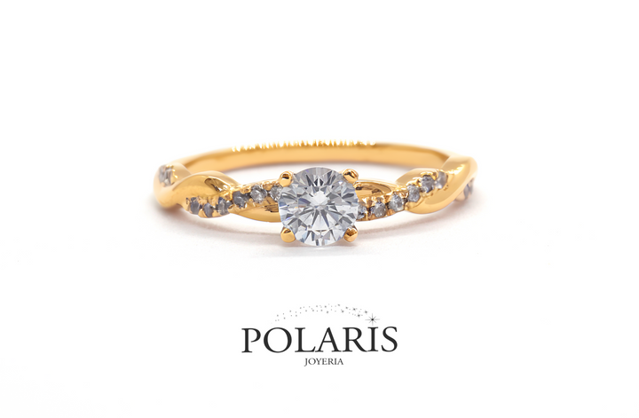 Anillo Entrelazado