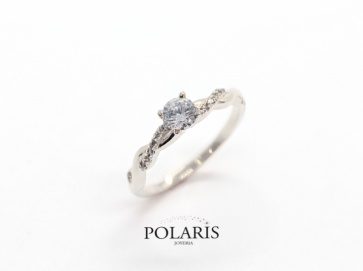 Anillo Entrelazado