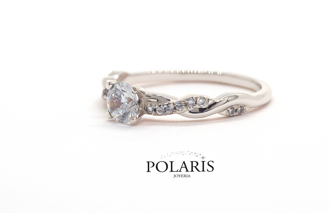 Anillo Entrelazado